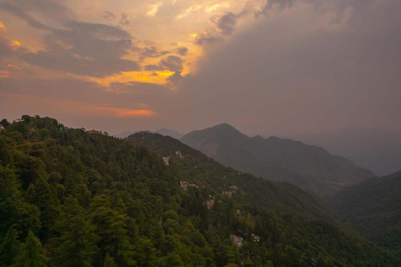 Stayvista Mellow Cottage Scenic View Near Mall Road Mussoorie Eksteriør billede
