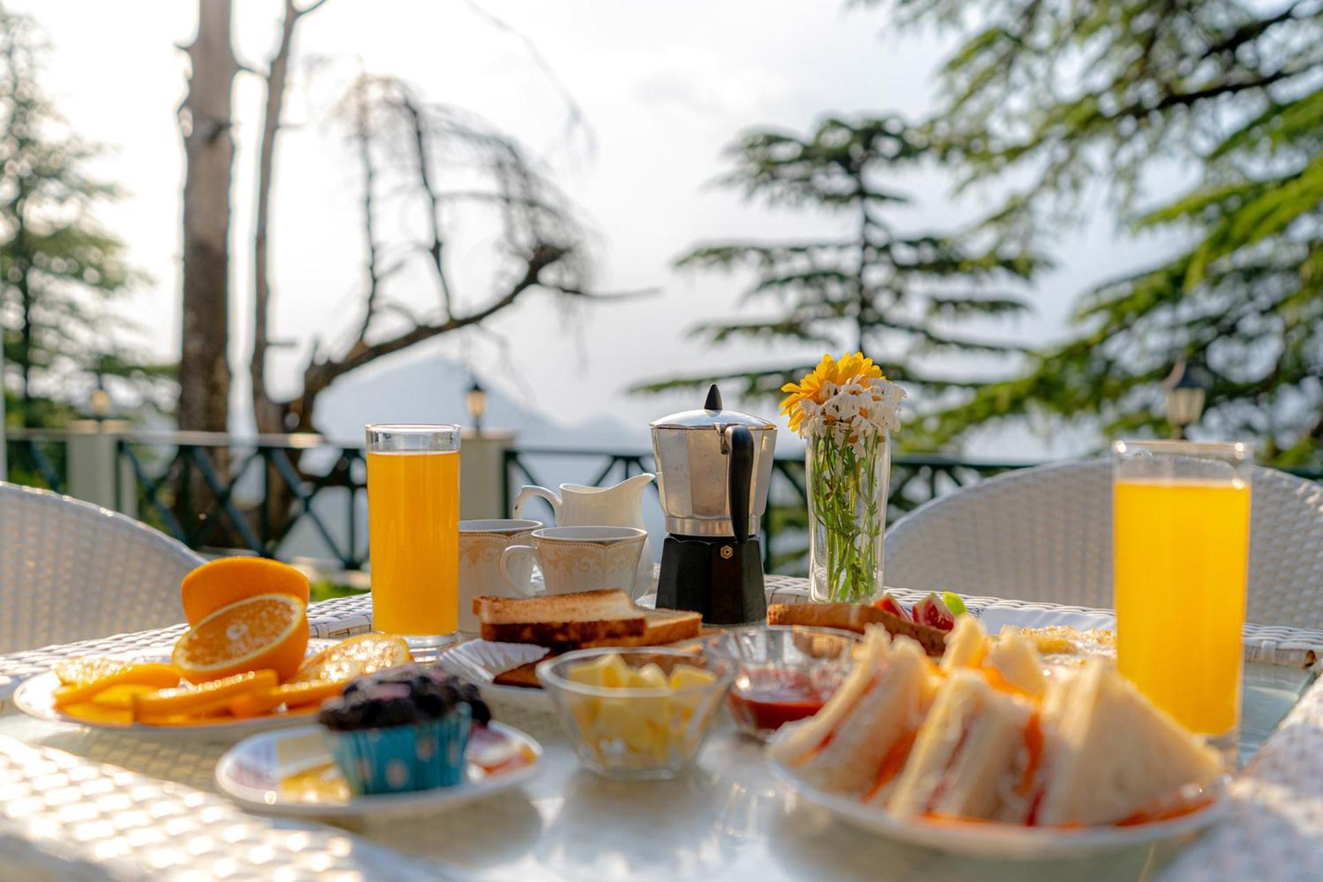 Stayvista Mellow Cottage Scenic View Near Mall Road Mussoorie Eksteriør billede